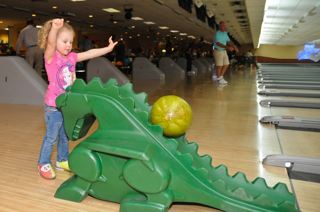 family-bowling-galway-visit-planet-entertainment-centre-headford-road